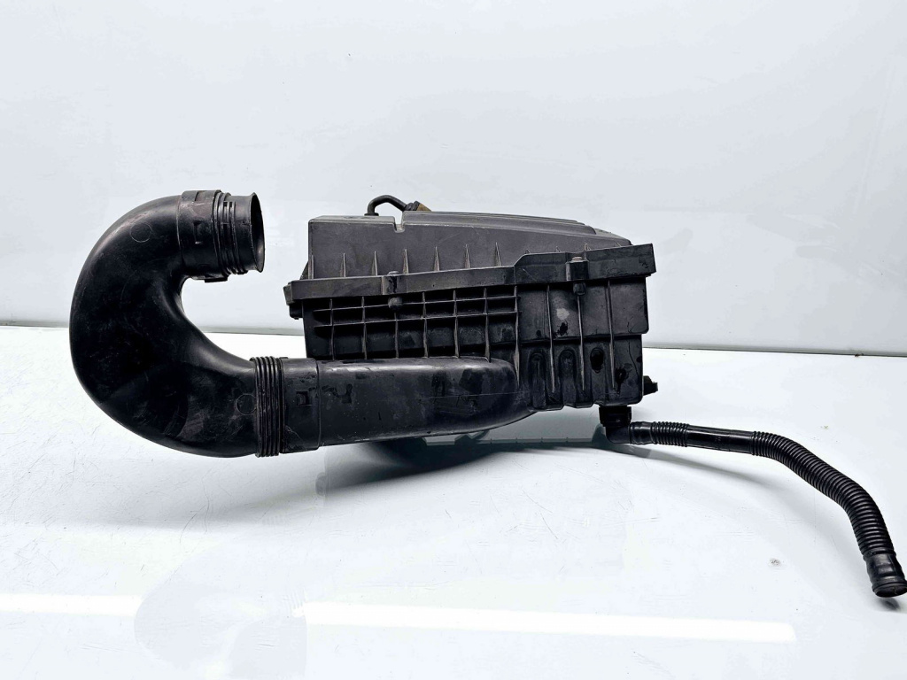 Carcasa filtru aer 3C0129601CD 2.0 TDI CFFB 103KW / 140CP