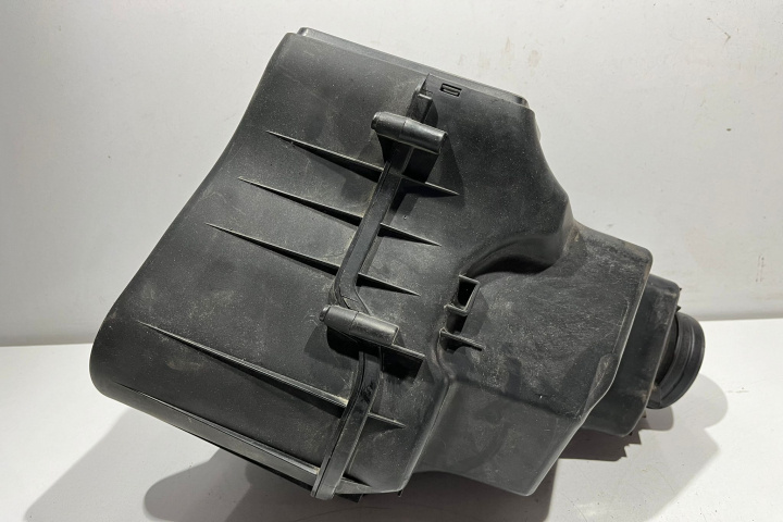 Carcasa filtru aer 4.2 TDI 4H0133823 Audi A8 D4/4H [2010 - 2014]