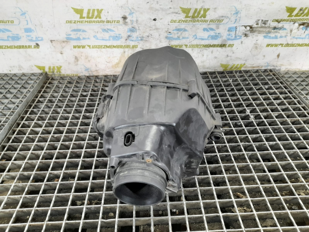 Carcasa filtru aer 4H0133823 4.2 tdi CDSB Audi A8 D4/4H [2010 - 2014] 4.2 tdi CDSB