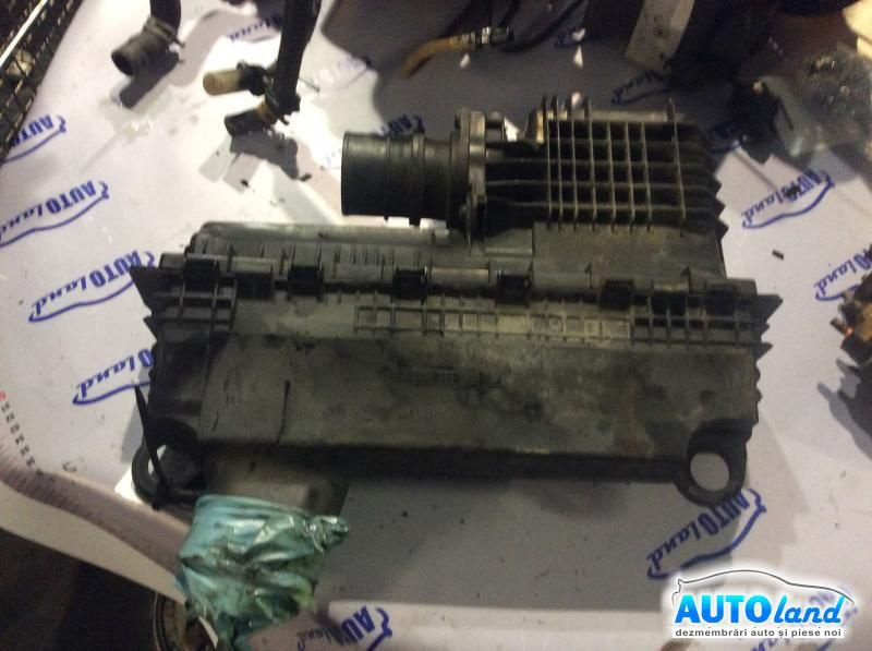 Carcasa Filtru Aer 8200089030 1.5 DCI Renault CLIO II 2001