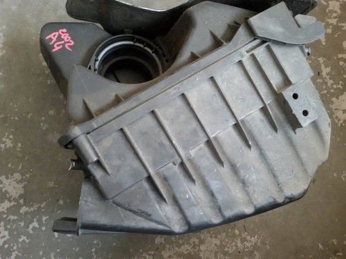Carcasa filtru aer audi a4 1.9 tdi 2002 038133835j
