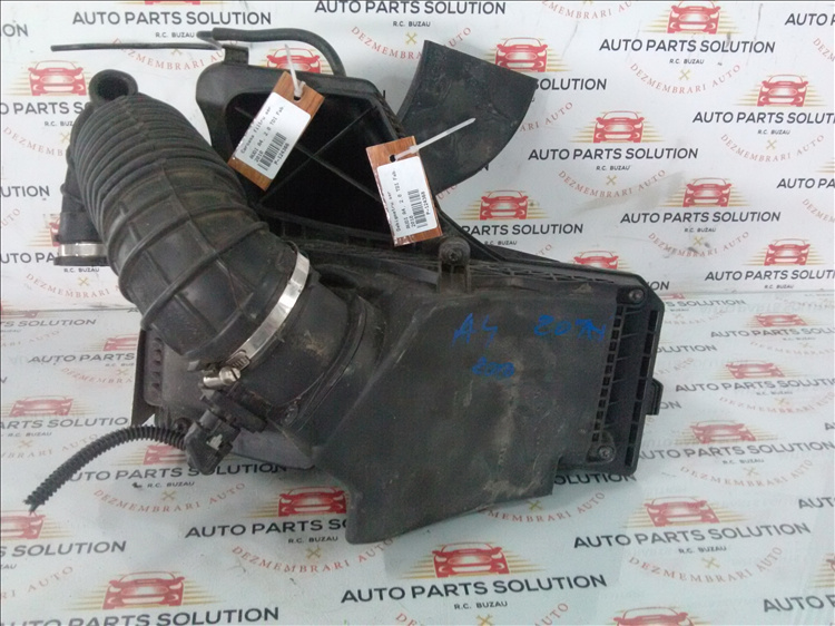 Carcasa filtru aer AUDI A4, 2.0 TDI Fab. 2010