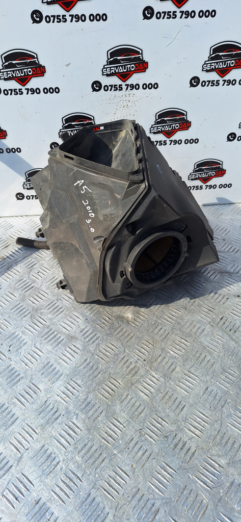 Carcasa filtru aer Audi A4 (2008-2011) [8K2, B8] 3.0 Motorina 2011, 8K0133837B / 8K0133843D