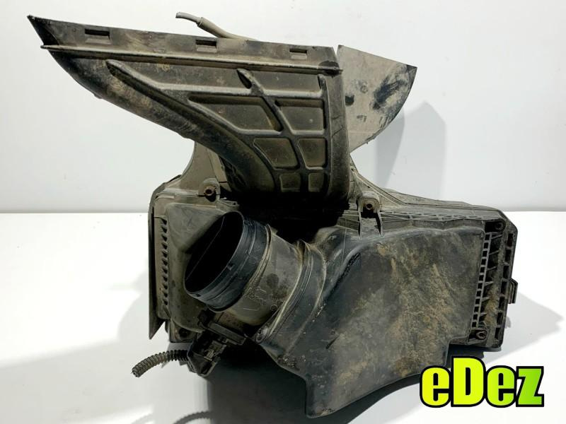 Carcasa filtru aer Audi A4 Allroad (2009-2011) [8KH, B8] 2.0 tdi CJCB 8K0133837BF