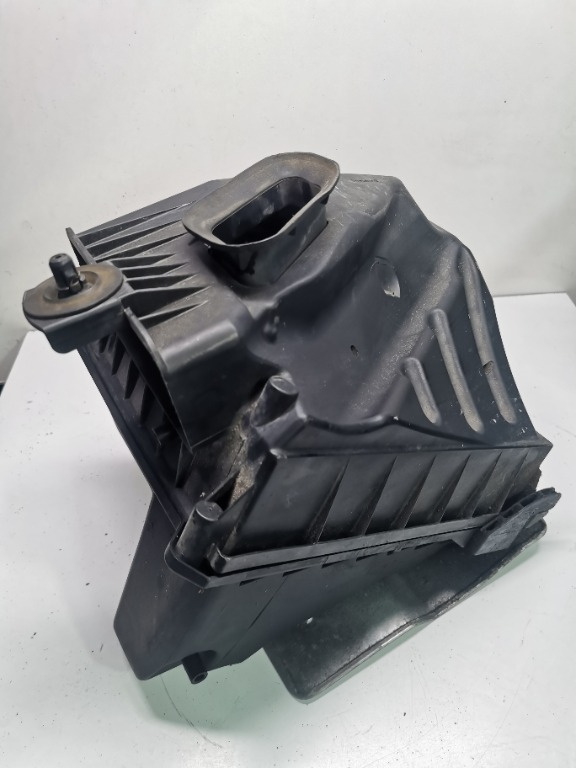 Carcasa filtru aer Audi A4 B7 2.0 Tdi 03G133835 03G133837