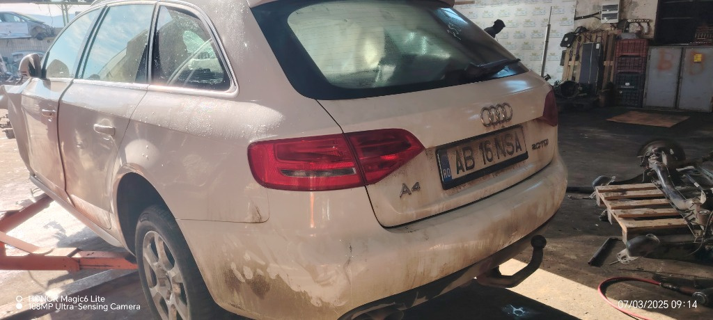 Carcasa filtru aer Audi A4 B8 2009 break 2.0 tdi CAGA