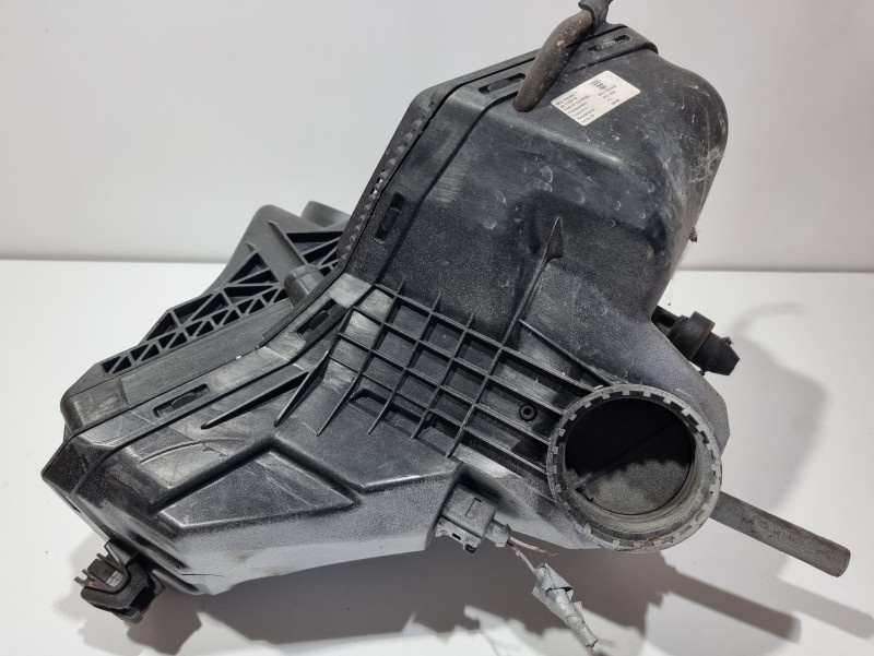 Carcasa filtru aer Audi A5 (2007-2011) [8T3] 2.0 tdi CAHA 8K0133837T