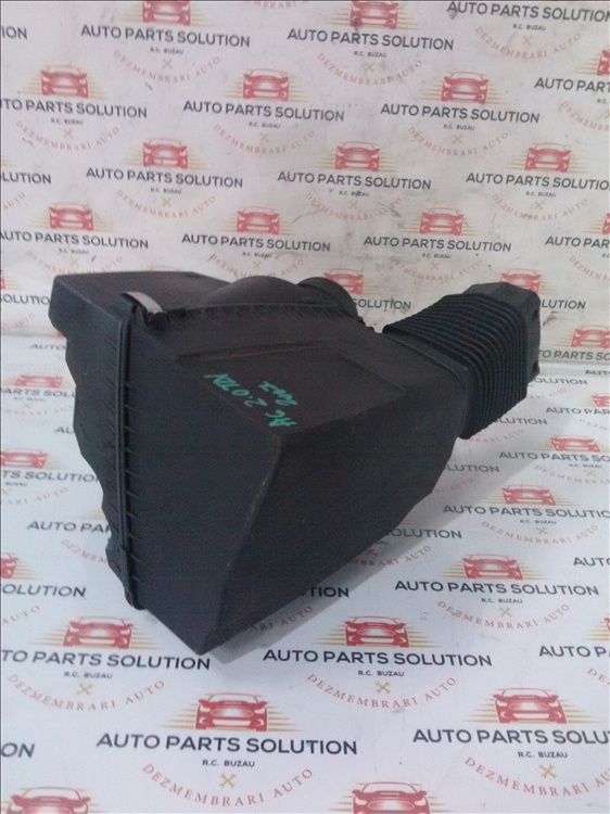 Carcasa filtru aer AUDI A6 2.0 TDI an fabr. 2007