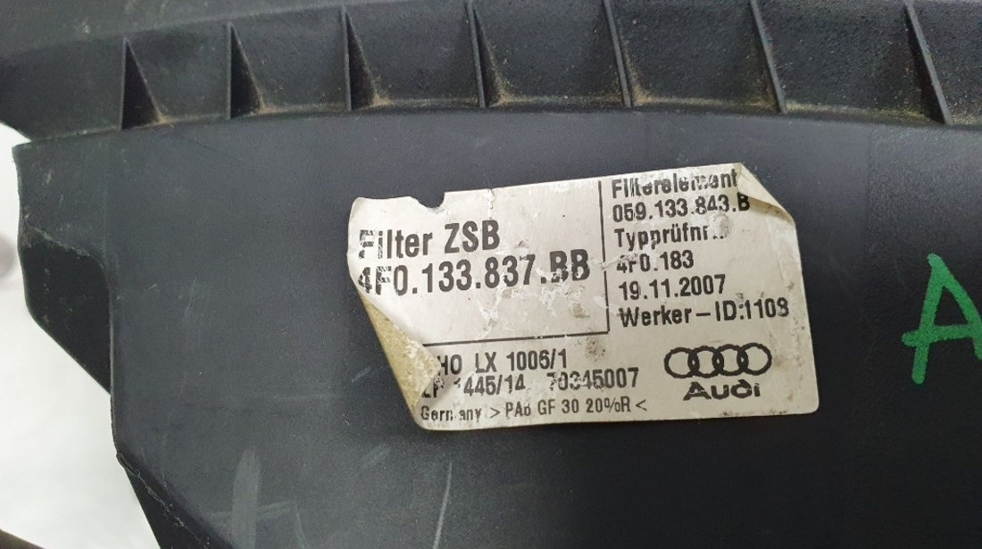Carcasa filtru aer ​Audi A6 4F (C6) Sedan 2009 3.0 TDI OEM 4F0133837BB