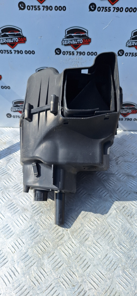 Carcasa filtru aer Audi A8 (2009-2017) [4H] D4 3.0 Motorina 2014, 4H0133824R