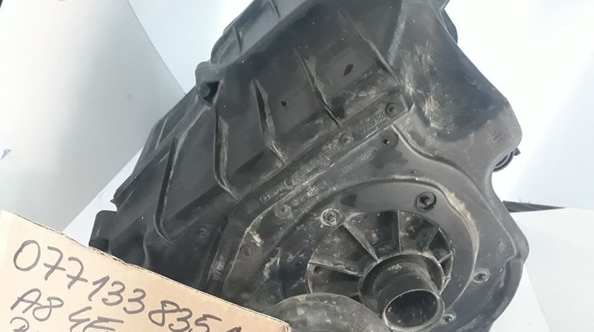 Carcasa filtru aer Audi A8 4E D3 2003-2006 4.2 benzina cod: 077133835AA