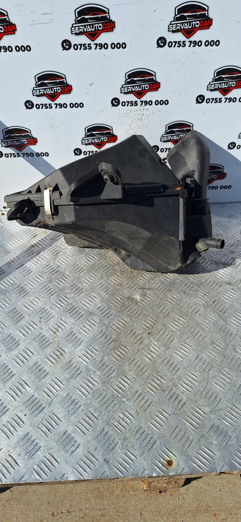 Carcasa filtru aer BMW Seria 3 (2005-2012) [E90] 2.0 Motorina 2012, 7797467