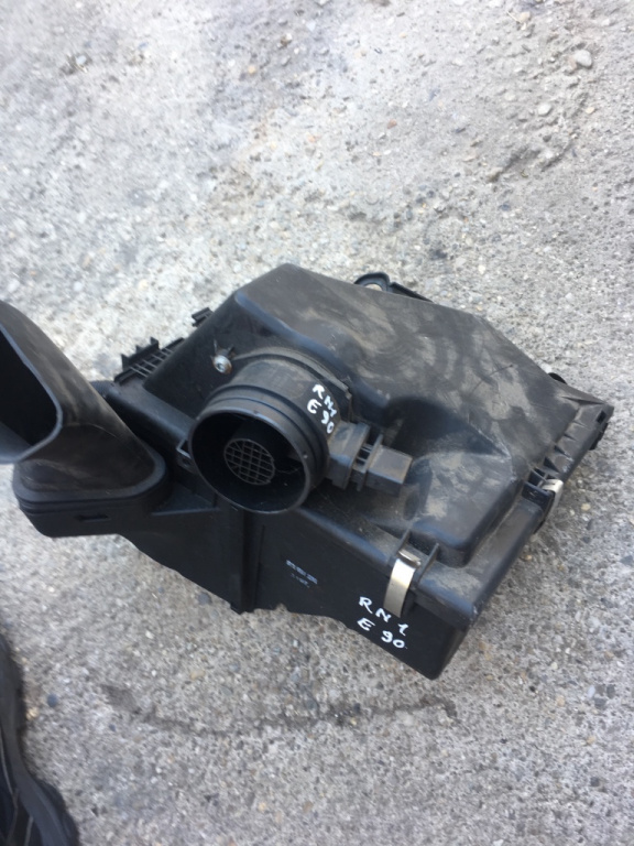 Carcasa filtru aer BMW Seria 3 E90/E91/E92/E93 [2004 - 2010] Sedan