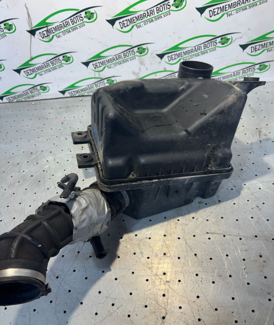 Carcasa filtru aer Chevrolet Aveo T250 [facelift] [2006 - 2012] Sedan 1.4 MT (94 hp)