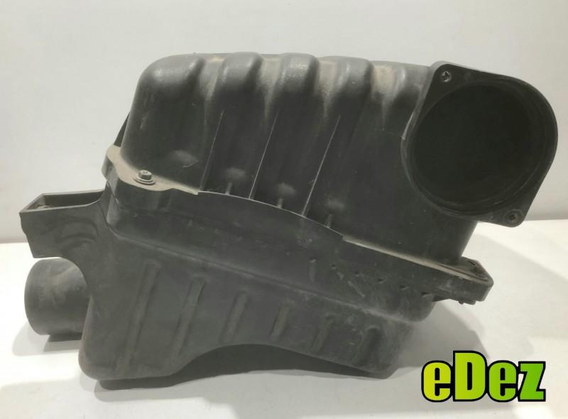 Carcasa filtru aer Chevrolet Captiva (2006-2010) [C100, C140] 3.2 benzina LU1 230 cp 96628882