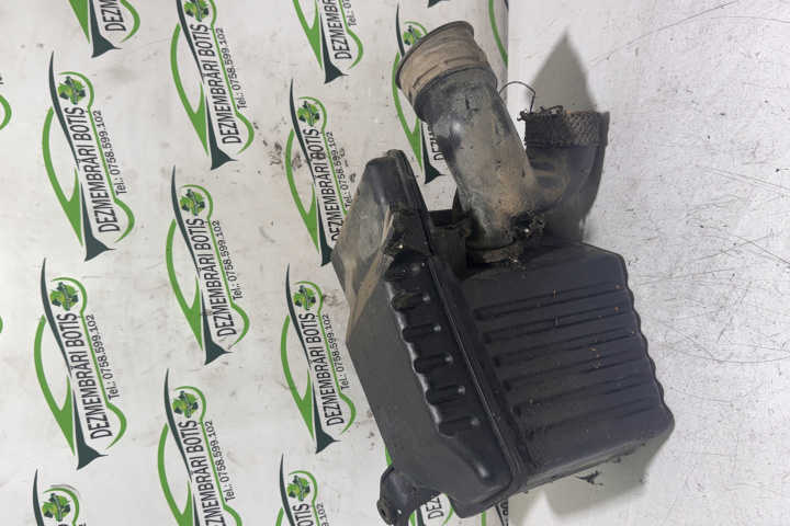 Carcasa filtru aer Chevrolet Kalos [2003 - 2008] Hatchback 5-usi 1.2 MT (72 hp)