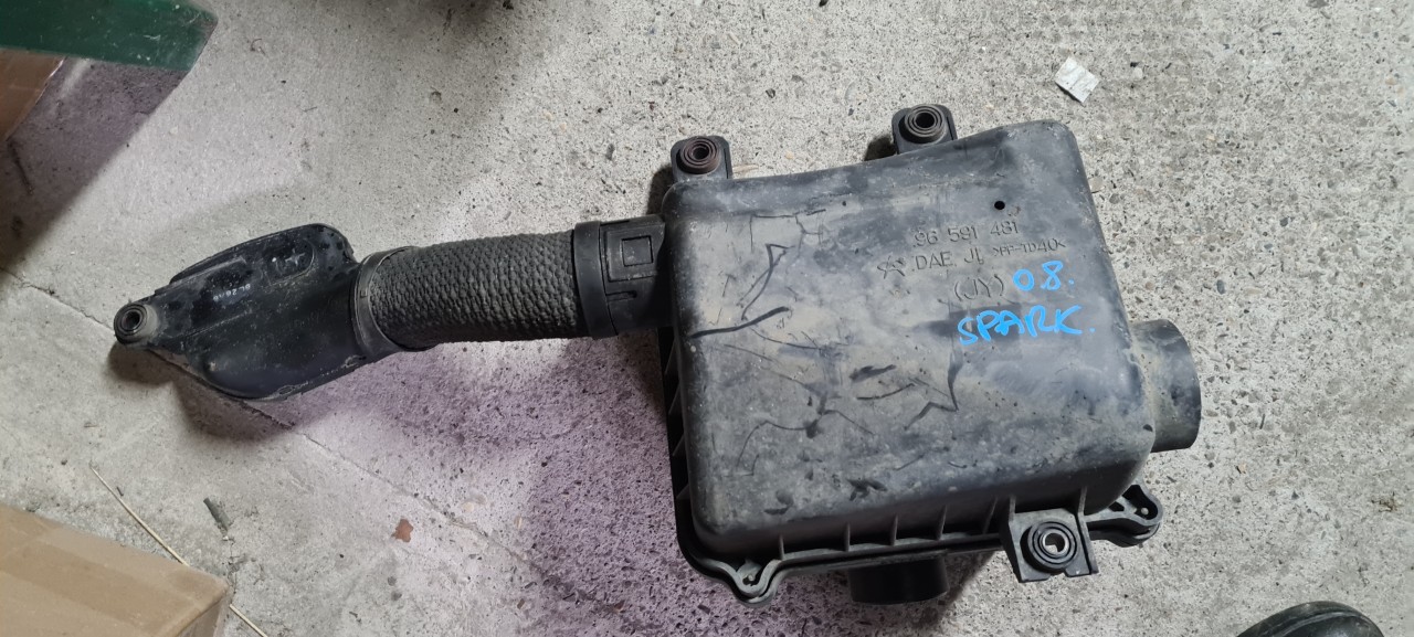 Carcasa filtru aer Chevrolet Spark 0.8 benzina 2006 2007 2008 2009