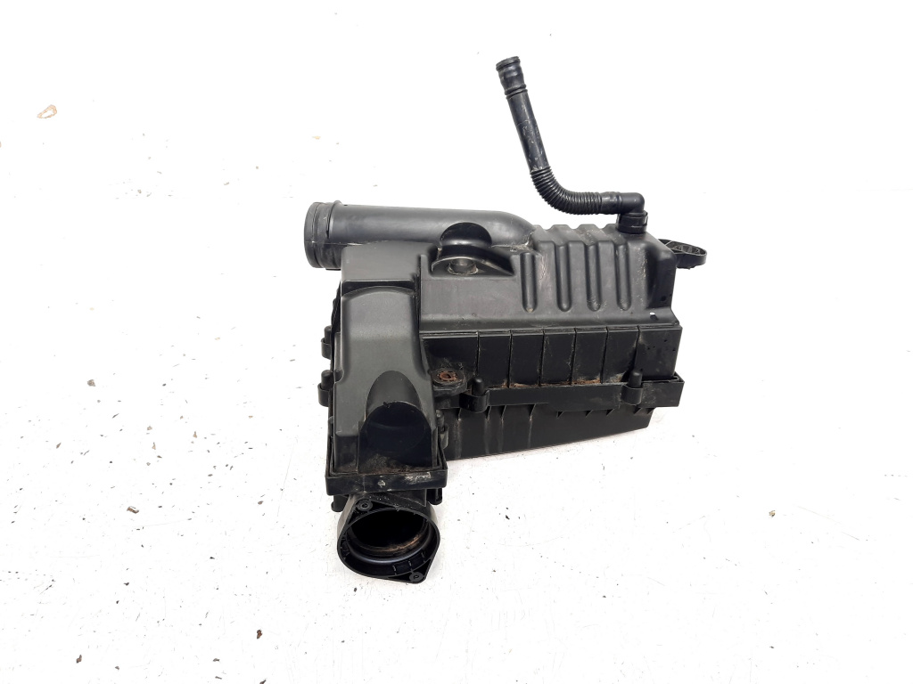 Carcasa filtru aer, cod 3C0129607AD, Skoda Octavia 2 Combi (1Z5) (id:544888)