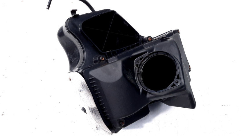 Carcasa filtru aer, cod 8K0133837, Audi A5 (8T3) 2.0 TDI, CAG (idi:526650)