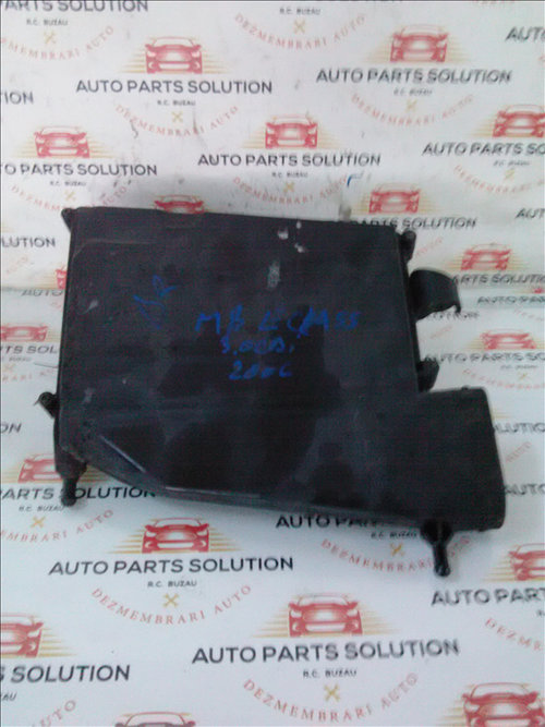 Carcasa filtru aer dreapta 3.0 CDI MB E CLASS an fabr.2006