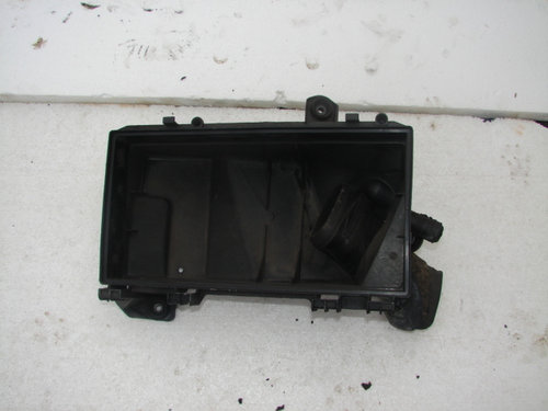 Carcasa filtru aer fara capac Skoda Octavia [facelift] [2000 - 2010] Combi wagon 5-usi 1.9 TDI MT (1...
