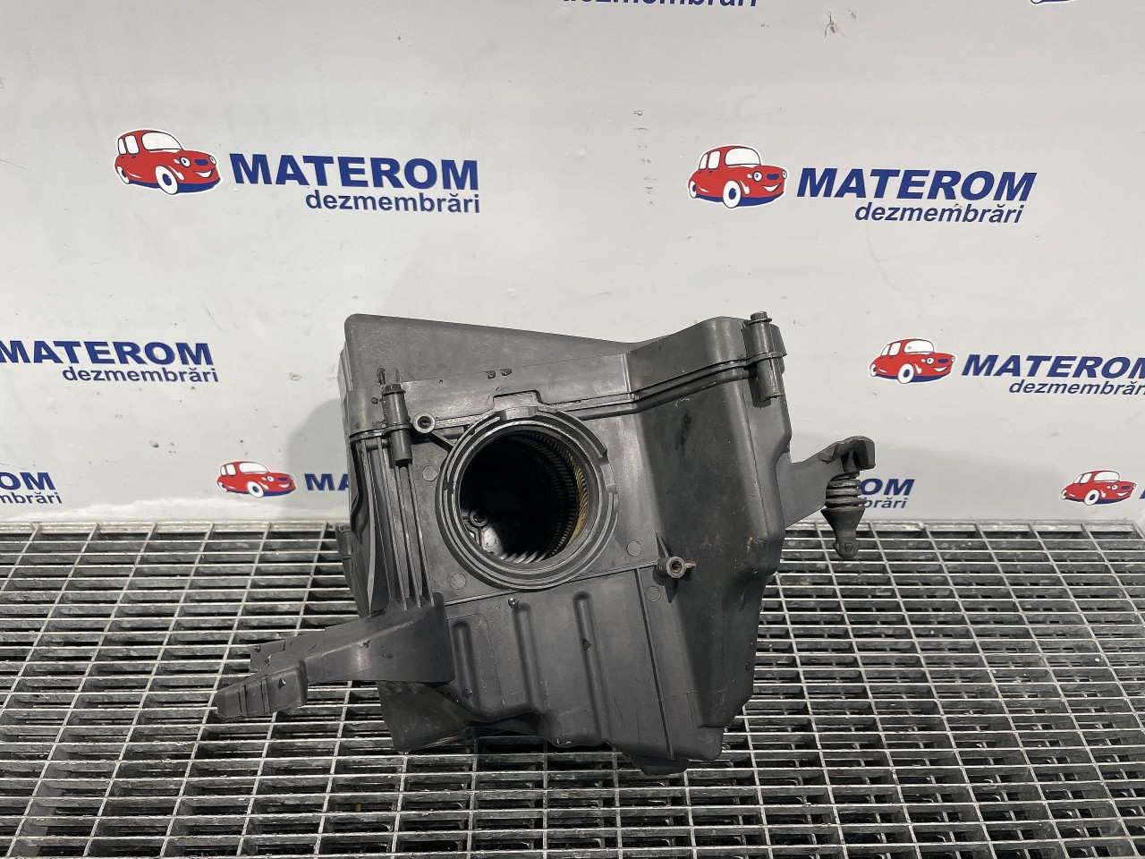 CARCASA FILTRU AER FORD GRAND C-MAX GRAND C-MAX 2.0 TDCI - (2010 2015)