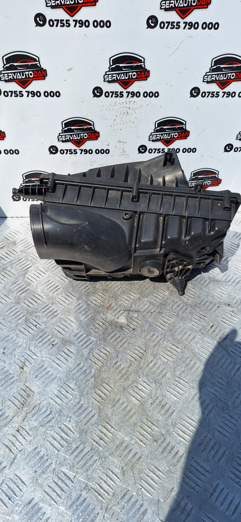 Carcasa filtru aer Land Rover Range Rover Sport (2018->) [L484] 3.0 Motorina 2019, - / DREAPTA