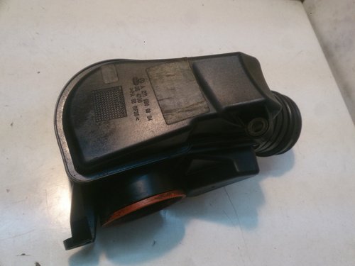 Carcasa filtru aer Mercedes C-class w203 A2710900804