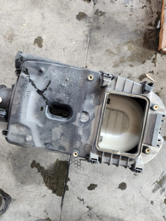 Carcasa filtru aer Mercedes C200 w204 A6510901101