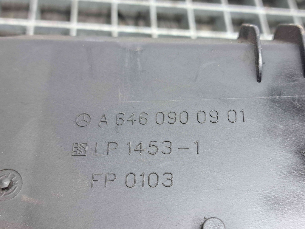 Carcasa filtru aer Mercedes Clasa CLK (C209) [Fabr 2002-2009] A6460900901 2.2 CDI 646966 2.2 CDI 646966 110KW / 150CP