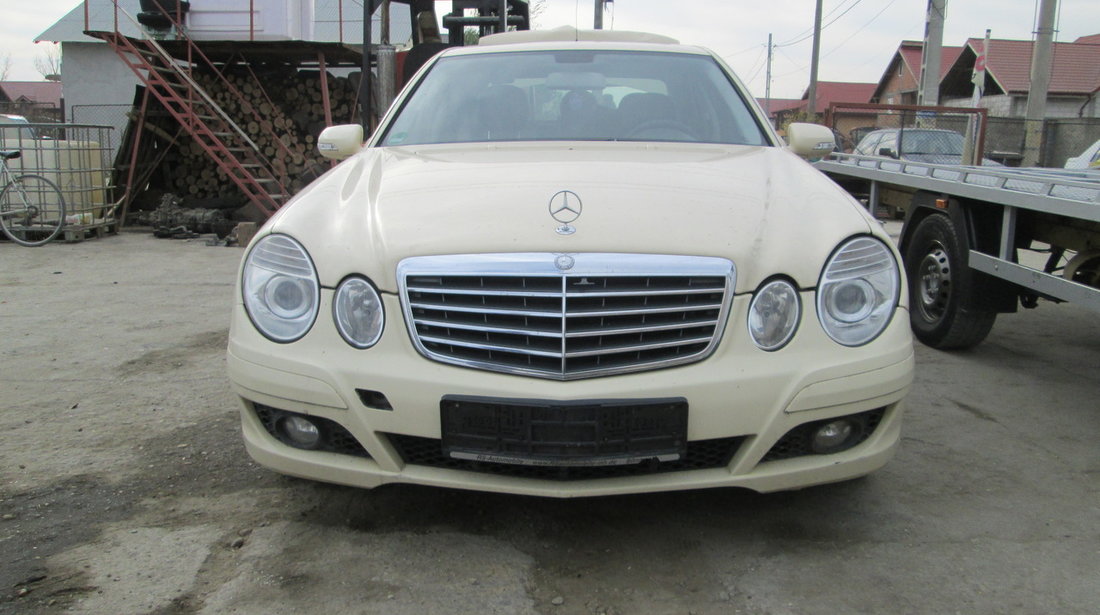 carcasa filtru aer mercedes e class 2.2d an 2008 w211