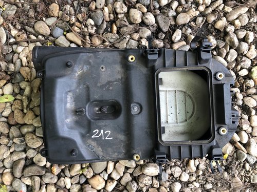 Carcasa filtru aer Mercedes E Class w212 2009