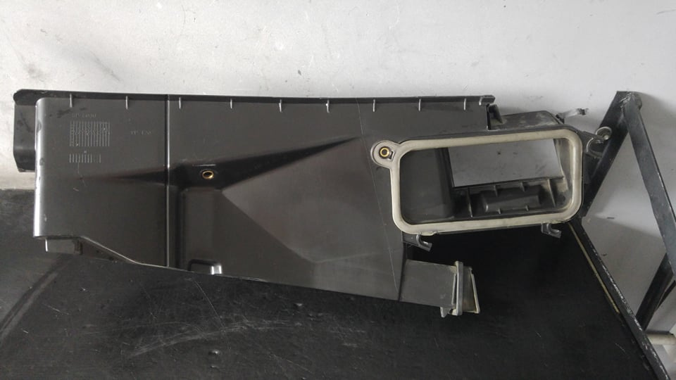 Carcasa filtru aer mercedes e class w212 a 212 830 01 44