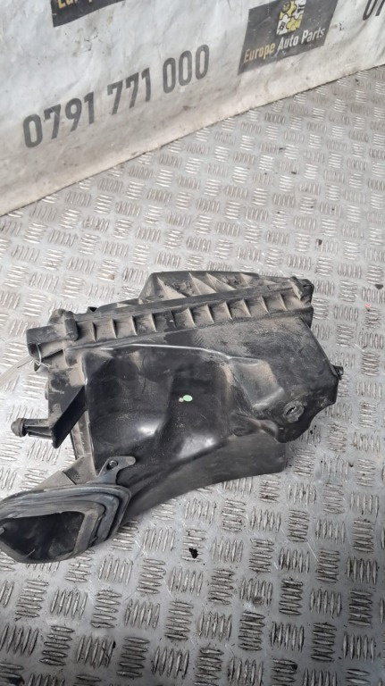 Carcasa filtru aer Opel Astra J 1.6 benzina cod motor A16LET an 2010 cod 13272761
