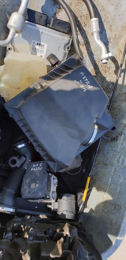 Carcasa Filtru Aer Opel Astra J 1,7cdti an 2014