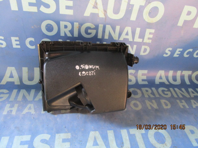 Carcasa filtru aer Opel Signum 1.9cdti; 382131589