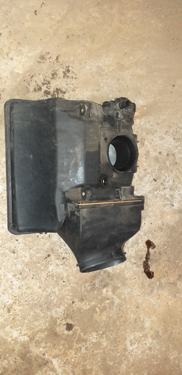 Carcasa Filtru Aer Renault Clio Symbol 1.4 16 Valve