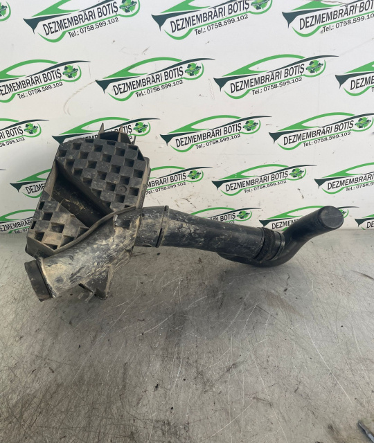 Carcasa filtru aer Renault Laguna 2 [2001 - 2005] Liftback 1.6 MT (107 hp)