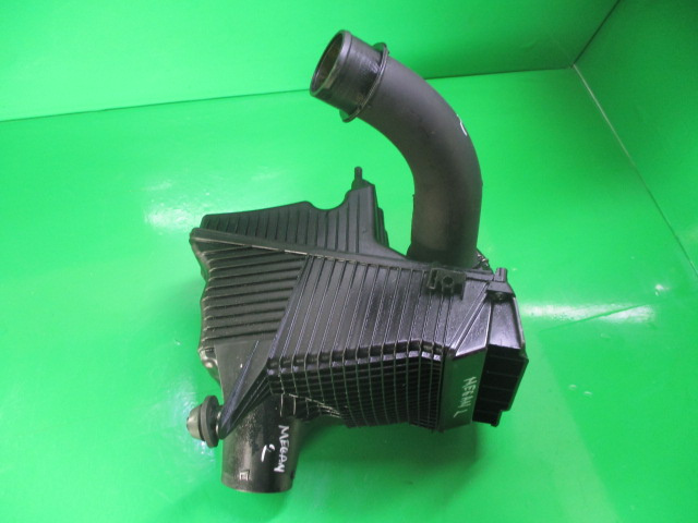 CARCASA FILTRU AER RENAULT MEGANE 2 / 1.5 DCI FAB. 2002 – 2009 ⭐⭐⭐⭐⭐
