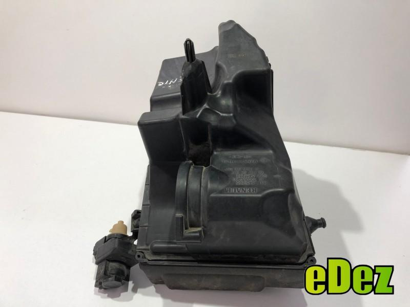 Carcasa filtru aer Renault Megane 2 (2003-2008) 1.9 dci 8200545280