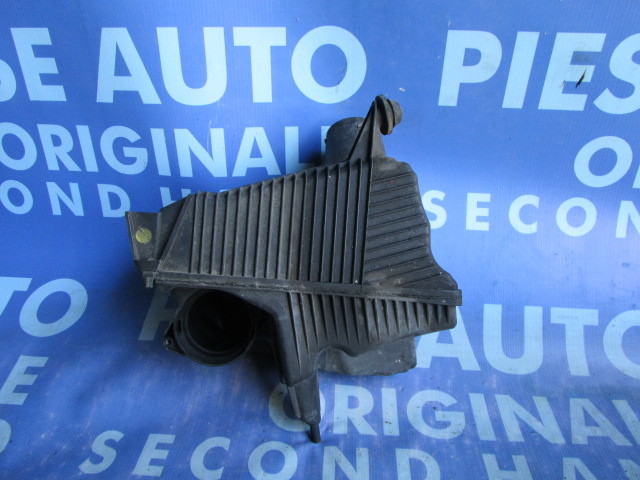 Carcasa filtru aer Renault Megane: 8200369755