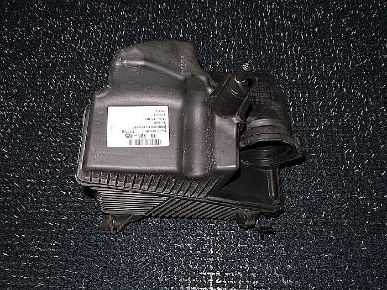 CARCASA FILTRU AER RENAULT MEGANE MEGANE 1.5 DCI - (2002 2005)