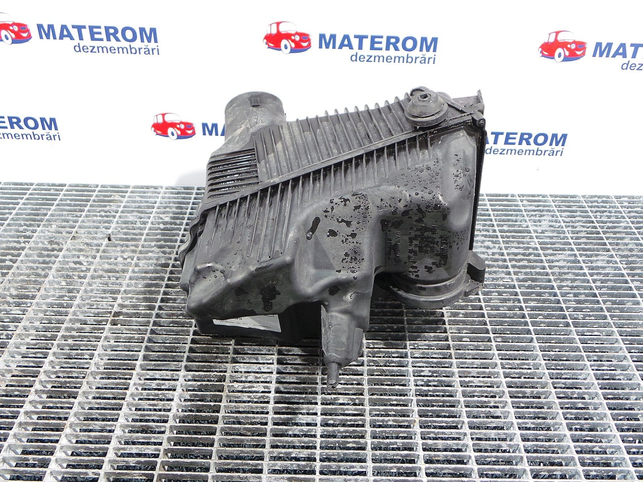 CARCASA FILTRU AER RENAULT SCENIC SCENIC 1.9 DCI - (2003 2009)