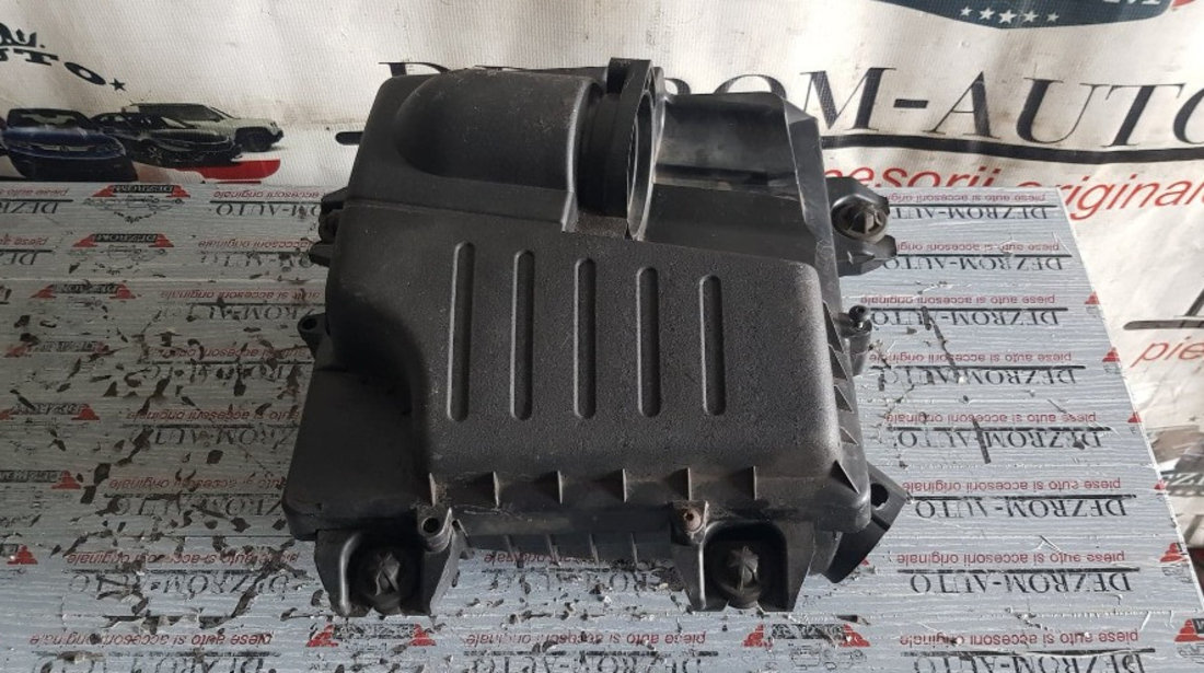 Carcasa filtru aer RENAULT Trafic II 2.0 dCi 90/114 CP cod 93856612