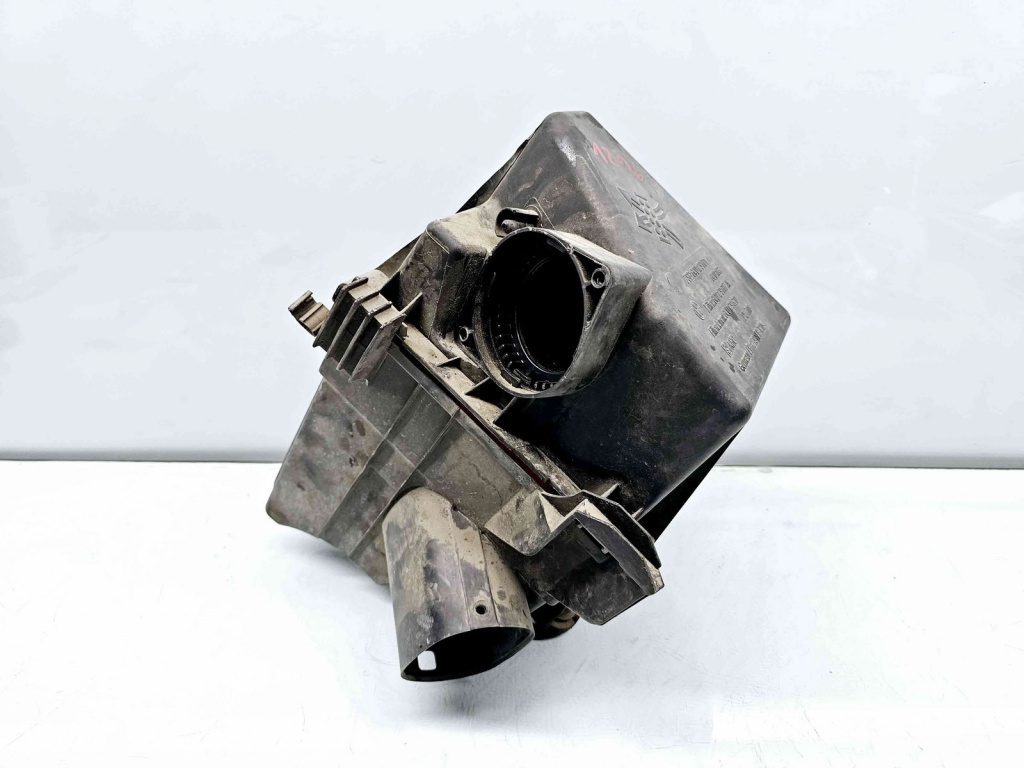 Carcasa filtru aer Seat Ibiza 5 (6J5) [Fabr 2008-2017] 6Q0129601AR 1.4 TDI BMS 59KW / 80CP 1.4 TDI BMS 59KW / 80CP 1.4 TDI BMS 59KW / 80CP
