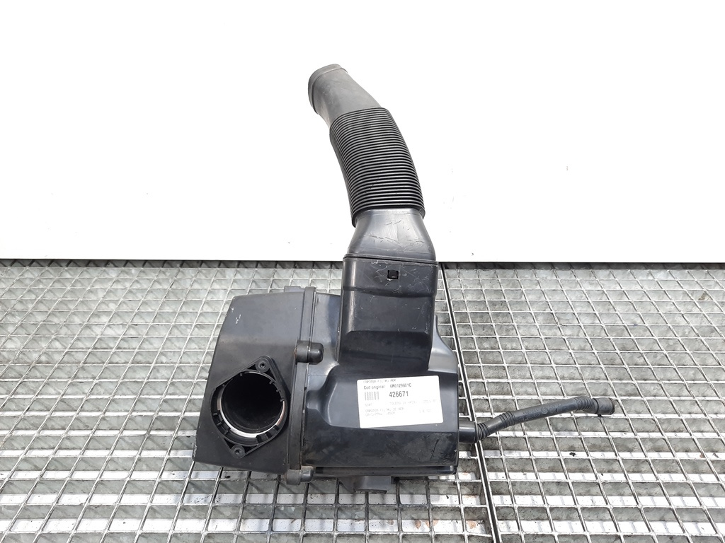 Carcasa filtru aer, Seat Toledo 4 (KG3) [Fabr 2012-2018] 1,6 tdi, CAYC, 6R0129601C (id:426671)