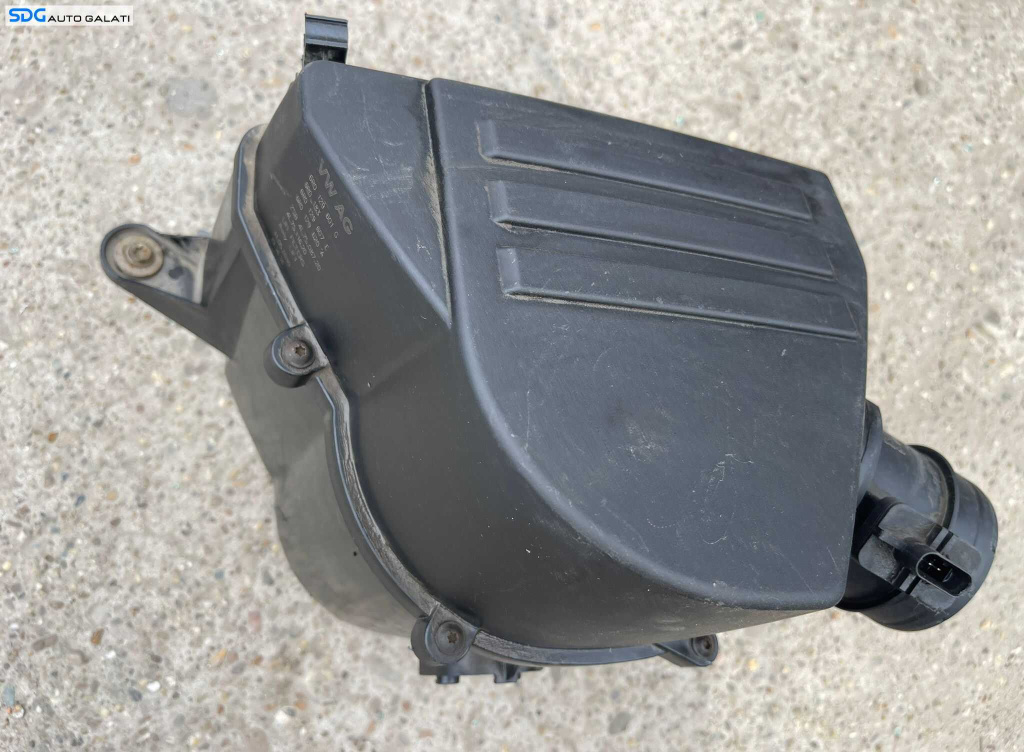Carcasa Filtru Aer Skoda Fabia 2 1.2 TDI CFW CFWA 2007 - 2015 Cod 6R0129601G 6R0129607E 6R0129620A [C4260]