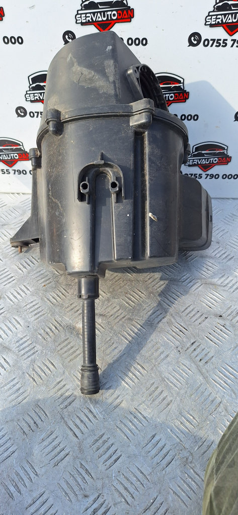 Carcasa filtru aer Skoda Fabia 3 (2014-2018) 1.6 Motorina 2014, 6R0129601C / 6R0129607E / 6R0129620A