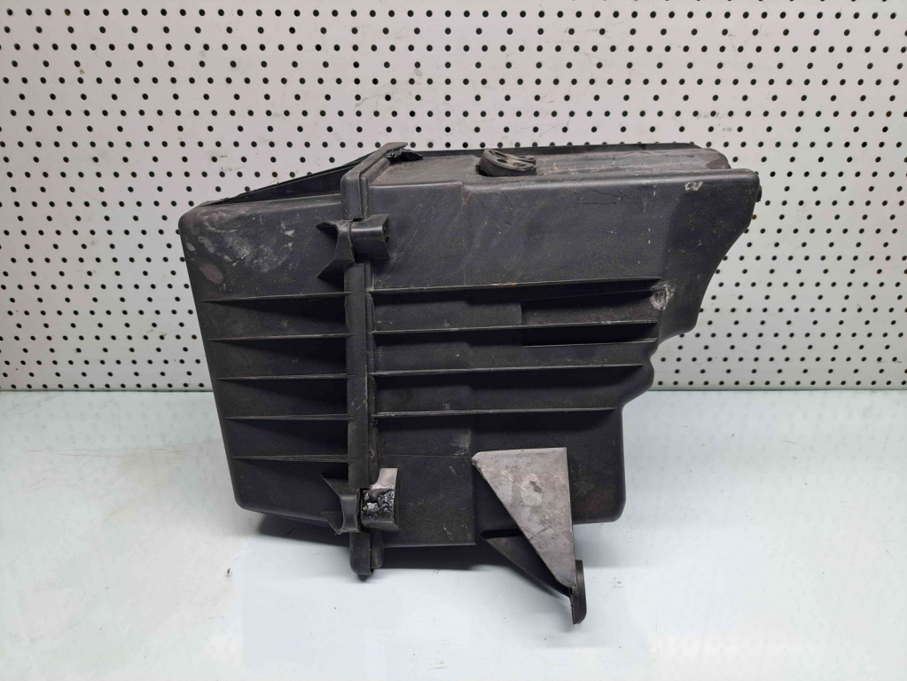 Carcasa filtru aer Skoda Roomster (5) [Fabr 2006-2015] 6Q0129601AR 1.4 TDI BNV 1.4 TDI BNV 59KW / 80CP