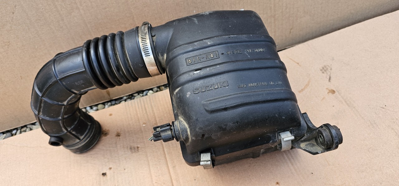 Carcasa filtru aer Suzuki Jimny 1.3 benzina 1998 1999 2000 2001 2002 2003 2004